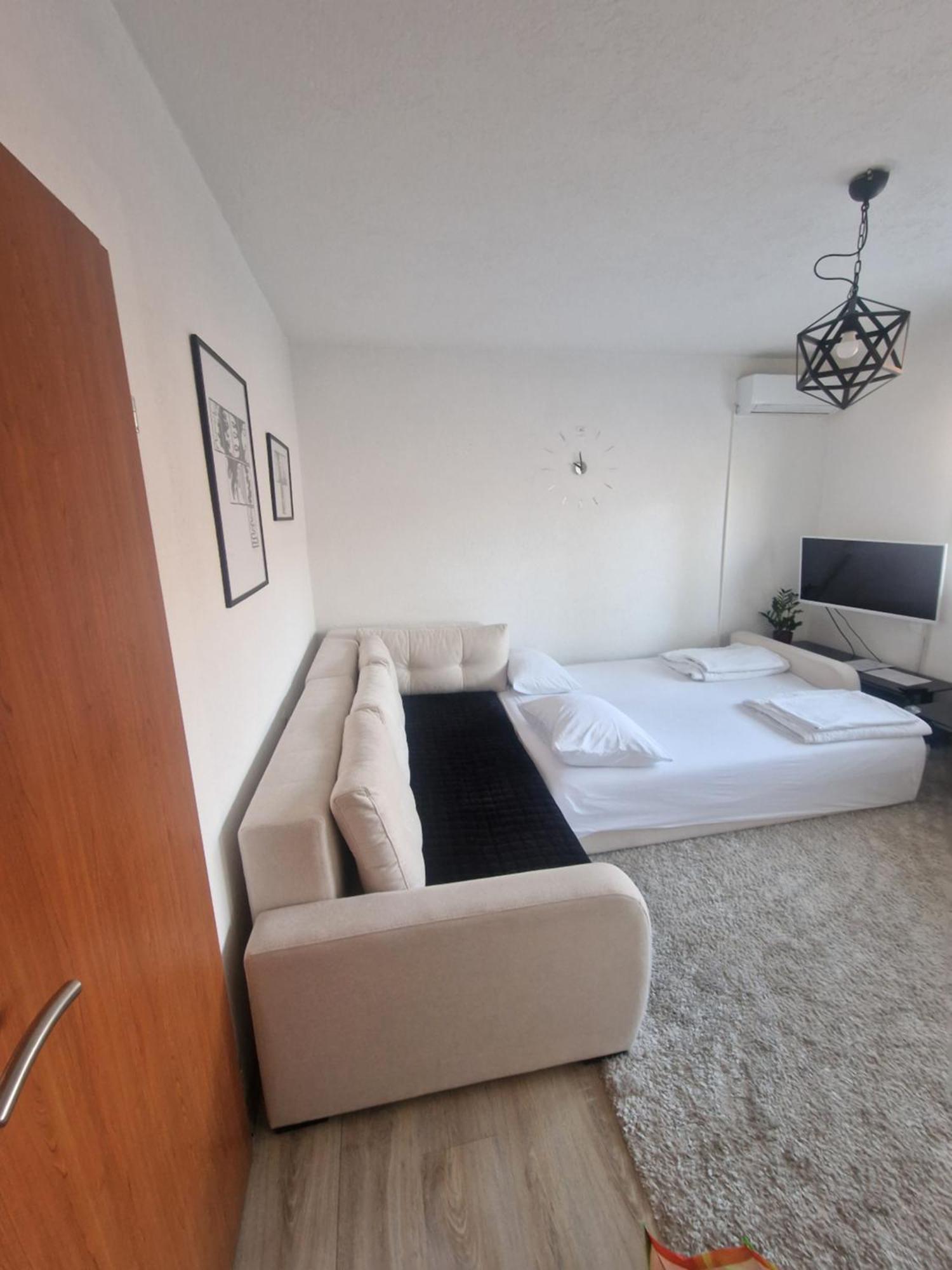 Apartments Natural And Bungalows 2 Sarajevo Phòng bức ảnh